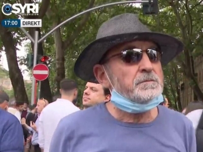 Protesta/ Lubonja për Syri TV: Kjo është bandë kriminale që duhet shporrur