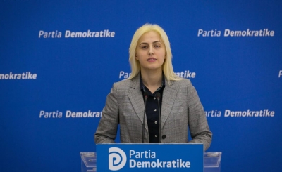 Investigimi i “Fiks Fare”, zëdhënësja e PD: Bashkëshortja e nënkryetarit të Tiranës nuk po shkarkohet...