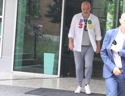 Edi Rama, me streçe në mbledhjen e kryesisë!