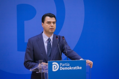 Eurobondi/ Basha: Shqipëria e zhytur në borxhe, Rama mburret se merr borxh të ri