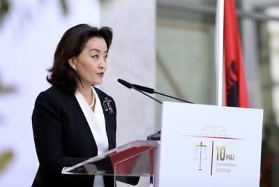 Ambasadorja Yuri Kim: SHBA ju mbështet të përmirësoni sistemin arsimor, që të rinjtë t’ja dalin mbanë në Shqipëri