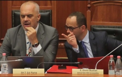 Zëri i Amerikës: Debate të forta në PS, përplasje mes Ramës e Bushatit