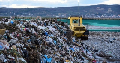 BIRN: Skandali i djegësit të Tiranës ka kushtuar 100 milionë euro deri tani