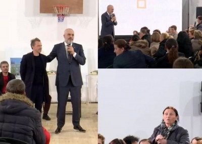 'Më myte, më shkatërrove'/ Banorja e prekur nga tërmeti, Ramës: Të lutem, leri përrallat