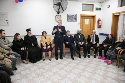 Meta viziton ‘Shtëpinë e të Moshuarve’ të Kavajës: Përkujdesje ndaj nënave dhe baballarëve tanë