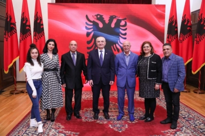 Meta dekoron Mentor Xhemalin “Nderi i Kombit”: E dëshironte kombin e vet sovran e të pavarur, ndaj i këndoi “Për ty Atdhe!”