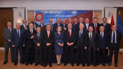 Këshilli i Ambasadorëve Shqiptarë shprehë solidaritetin me Këshillin e Ambasadorëve Italianë.