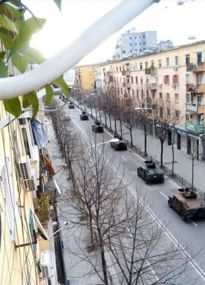 Shpërthen shkrimtarja e njohur: Çfarë i kemi bërë Tiranës...