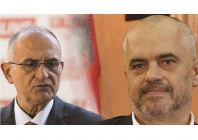 Vasili, Ramës/ Ti s’ke faj, gjithmonë ta fusin preshin