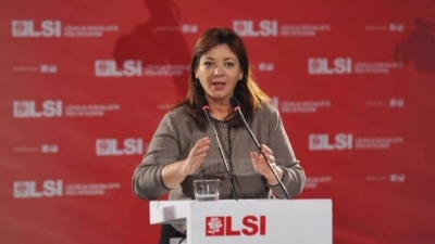 Nora Malaj:Të bëhet testimi i mësuesve. Ka shkolla ku situata është shumë e rënduar