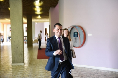 Meta dekreton anëtarin e parë të Gjykatës Kushtetuese