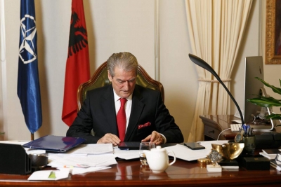 Berisha:Narkoqeveritarët në garë kush të vjedhë më shumë nën hijen e pandemisë.Lali Plehu 2 tendera brënda 12 ditësh.