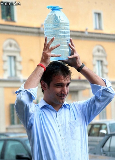 Kjo ishte loja/ Erion Veliaj mashtroi, Tirana nuk do ketë 24 orë ujë as për 10 vite; BERZH-BB-KFV, nuk e miratuan kredinë