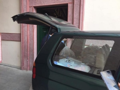 Denoncimi: Qeset me ndihma për të prekurit e tërmetit shkarkohen në Ministrinë e Brendshme. Reagon SHÇBA: Si qëndron e vërteta