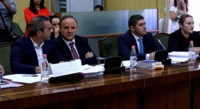 Gjokutaj: Hajdarmataj u përball me politikën, donte të çonte Tahirin në gjyq