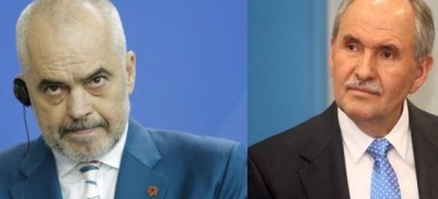 'Shpërthen' Elez Biberaj: Shqipëria po rrëshqet pas, PS kontrollon çdo pushtet