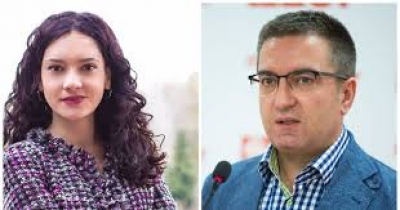 “Një shpjegim stilistik për zgaqërinë gjuhësore të Elisës…”, Luan Rama: Flet për “zgavra në vend të gojës”, duke orgazmuar pavetëdijshëm. Qenie e klonuar