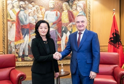 Ambasada e SHBA reagon pas 45 ditësh/ ‘E kemi marrë propozimin e Metës’