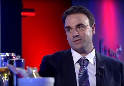 Lamtumira prekëse e ambasadorit britanik: Do të më mungojnë sarmat e vjehrrës, ndeshjet... kam dhe një kërkesë