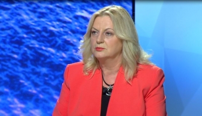 Edhe Edita Tahiri në "krah" të Metës për 2 marsin: Mbrojtja e kushtetutës është patriotizëm