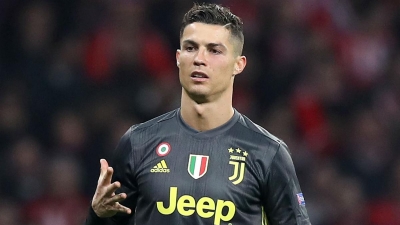 Cristiano Ronaldo thyen sërish një tjetër rekord në Instagram