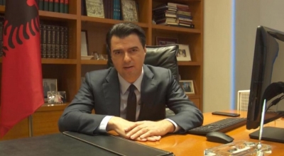 Basha videokoferencë me Komisionerin për Zgjerimin/ 'E sigurova që do bëjmë gjithçka për plotësimin e kushteve'