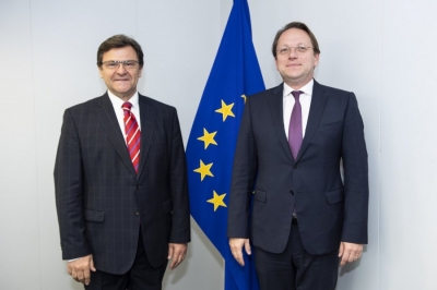 Komisioneri për Zgjerimin:E rëndësishme të përparohet me reformat