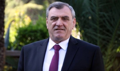 “Korrupsioni, e vetmja gjë që lulëzon”, Agron Duka: Nëse ju ka mbetur ndonjë thërrime virtyti, plotësoni kushtet e Bundestagut