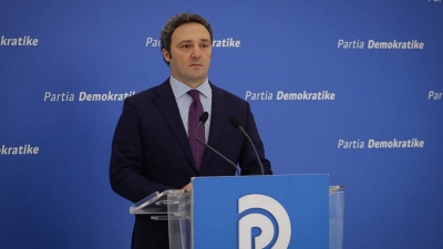 “Videot e propagandës dhe tamponet me racion!”, Bardh Spahia thirrje Manastirliut:Merr masa për kite të tjera testesh, gjurmim serioz të kontakteve