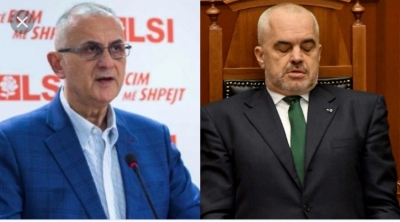 Vasili: Lëngaraqët e qeverisë rrugëve me librat e fëmijëve, me urdhërin e të marrit!