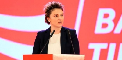 Arroganca ka arritur kulmin, kjo qeveri nuk meriton më asnjë minutë
