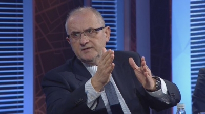 Vasili: Kryeministri të lërë vetëlavdërimet e përlotjet mediatike dhe të përgjigjet para ligjit!