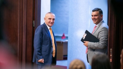 “Fakte të reja të grushtit të shtetit”, Presidenti Meta njofton tjetër konferencë për mediat