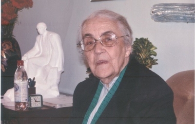 Pas emërimit të Gjinushit, analisti i bën propozimin ironik Edi Ramës për Nexhmijen