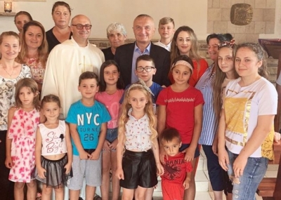 Pas meshës për Nënë Terezën frymëzohet Meta: Na duhet dashuri që Shqipëria mos shpopullohet