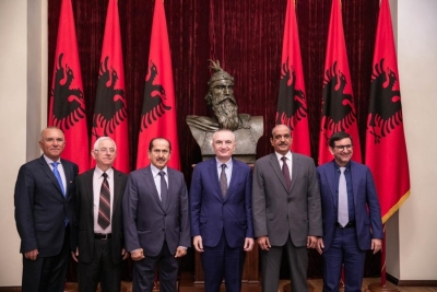 Meta priti në takim Sekretarin e Përgjithshëm të Gjysmëhënës së Kuqe të Katarit