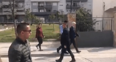 Berisha publikon videon/ Ja si ruhet Veliaj pasi tentuan ta qëllonin me bojë