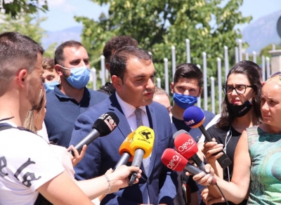 U padit për shpifje nga Besa Shahini, kreu i FRPD: Gjykata pushoi çështjen, ish-ministrja nuk u paraqit për të 3-tën herë radhazi