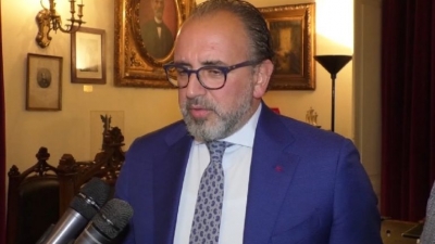 Pak ditë pas përjashtimit nga PS/ Ambasada amerikane: Jemi krenar për partneritetin me Dritan Lelin. Le të vazhdojmë të…