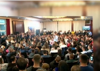 Basha me të rinjtë në Shkodër: Raporti i BB thotë se korrupsioni është dyfishuar krahasuar me 2013-ën