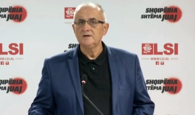 Protesta e heshtur në QSUT, Vasili: Kërkesat e mjekëve të drejta. Dështimi me pandeminë, përgjegjësi e qeverisë