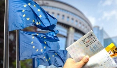 Eurodeputetja gjermane: Kosovarëve duhet t’iu hiqen vizat