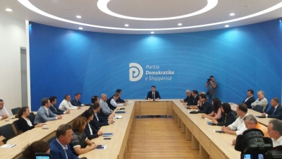 Aleanca Qytetare për Mbrojtjen e Demokracisë shpëton vendin nga diktatura e dytë