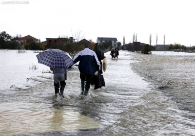 I përmbyti shqiptarët, Rama mbron vjedhjet dhe zyrtarët e tij