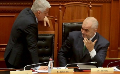 Majko sërish kundër Edi Ramës për mini-shengenin e Ballkanit