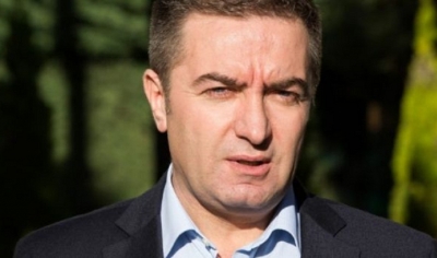 “Po iu mbahet një pjesë e pagës punonjësve”, Luan Rama thirrje kryeministrit: Ndalojeni këtë praktikë të shëmtuar