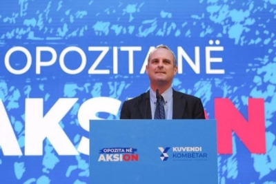 Deputeti italian i &#039;Forza Italia&#039; përshëndet Kuvendin Kombëtar të PD