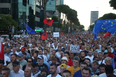 Ironia e Bushatit: Sa shumë dele barngrënëse, nisni lobimin në SHBA