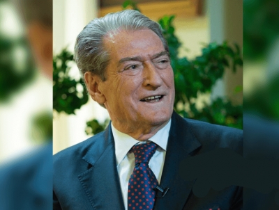 Vjedhje pronash kundrejt 5000 eurove ryshfet, në Kadastrën e Artan Lames!