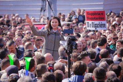 'Studentët grabiten çdo ditë nga Rilindja'/ Ulqinaku: Rama, hajduti që u shfaq si dele në Paktin për Universitetin